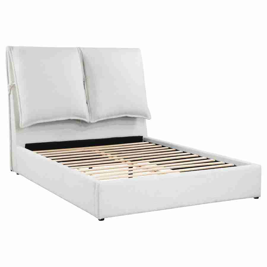 Coaster Gwendoline Upholstered Panel Bed - Thumbnail 4